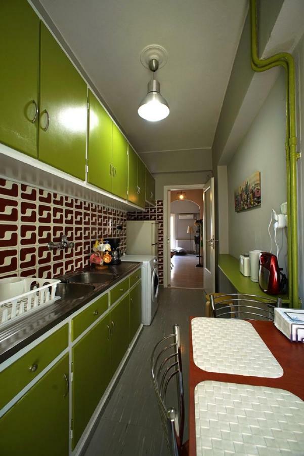 Cosy Apartment 51 , Pagrati Atenas Exterior foto